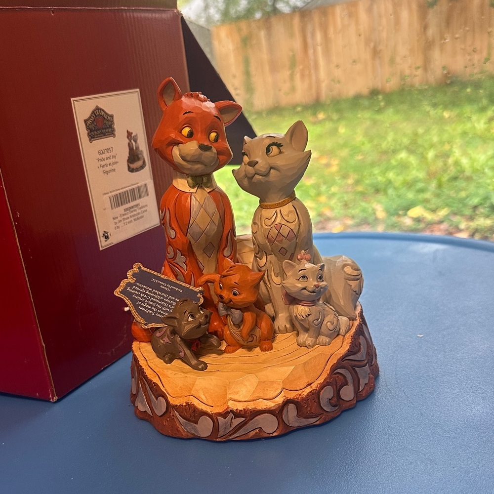 Jim Shore Orange and Gray Cat Family Figurine - Picture 2 of 4